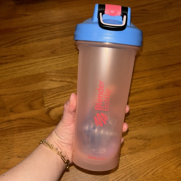 Blender bottle special edition - Picture 2 of 3